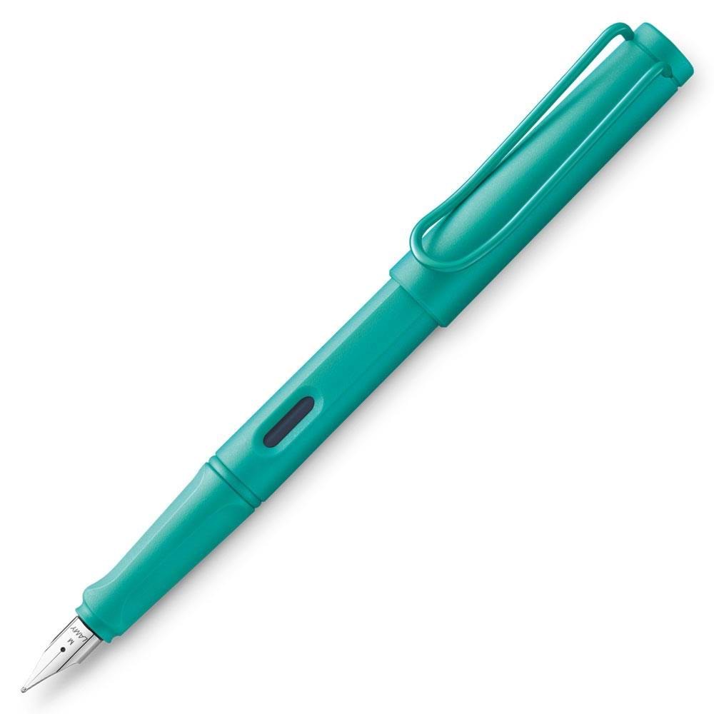 LAMY Safari Dolma Kalem – Aquamarine Su Mavisi – Mat Plastik Gövde – Metal Klips – Paslanmaz Çelik M Uç – Candy Edition